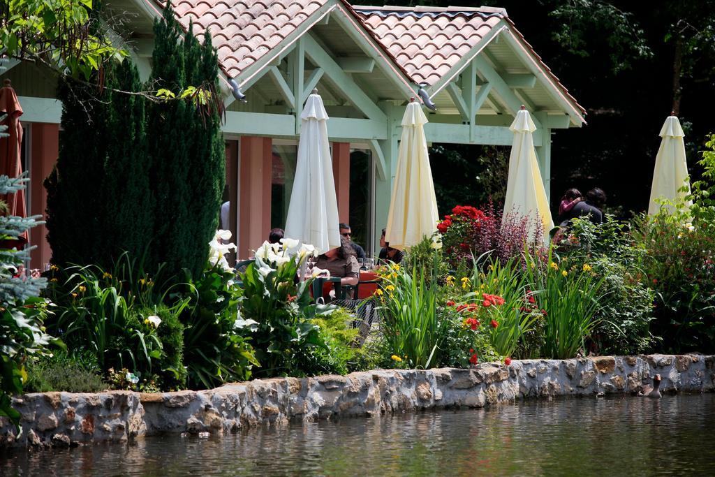 Hotel Domaine Du Roi Kysmar Villandraut Exteriér fotografie