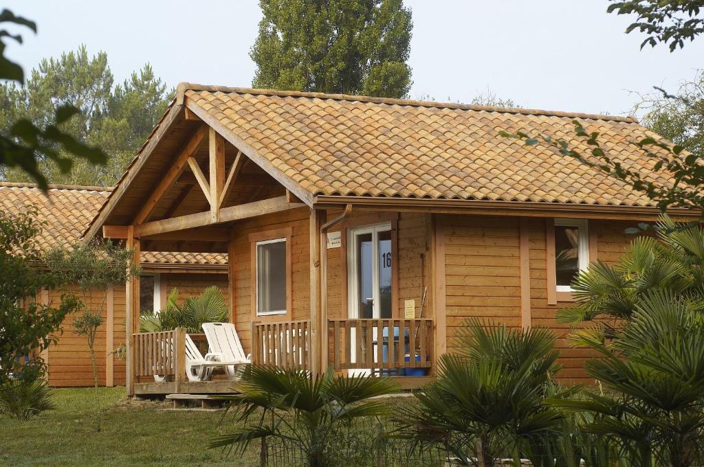 Hotel Domaine Du Roi Kysmar Villandraut Exteriér fotografie
